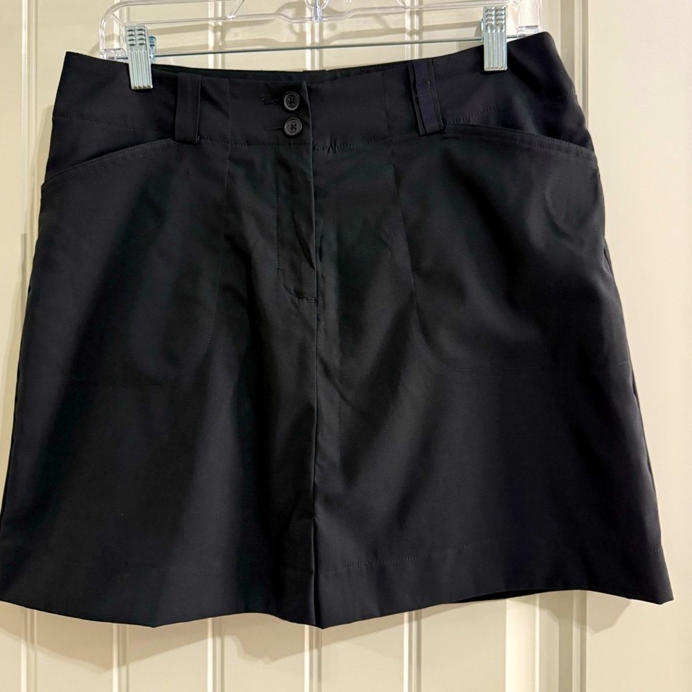 Nike Women’s Golf DRI-FIT  Black Skorts A-line Athletic size 8
